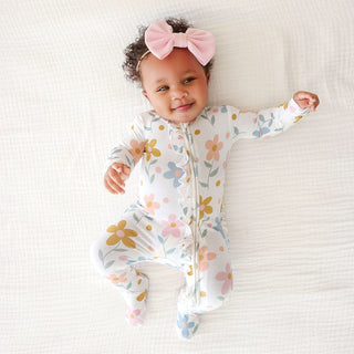 Bamboo Ruffle Footie with 2-Way Zipper - Daisy (Florals) Posh Peanut Size: Newborn