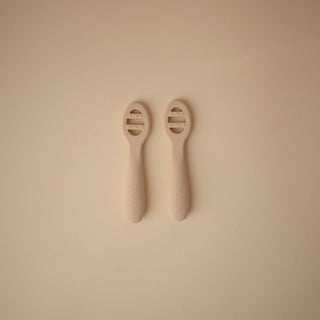First Feeding Baby Spoons 2-Packsilicone tablewareMushieColor: Powder Blue/Shifting Sand