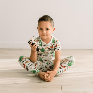 Bamboo Short Sleeve Pajama Set - Natural Grazing Cows KicKee Pants Size: 2T