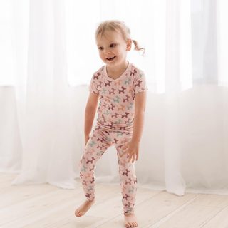 Bamboo Short Sleeve Pajama Set - Shrinking Violet Balloon Dogs KicKee Pants Size: 2T