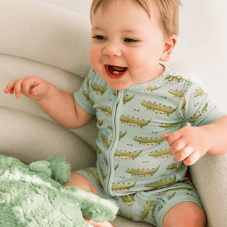 Bamboo Shorty Sleeper with Zipper - Spring Sky Croc & Friends KicKee Pants Size: 0-3 Months