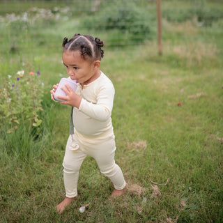 Silicone Sippy CupSilicone Sippy CupMushieColor: Shifting Sand