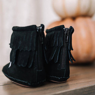 The Cozy Boot Baby & Toddler Boots Boot Little Love Bug Co. Color: Taupe Size: 2 (Weatherproof Soft Sole)
