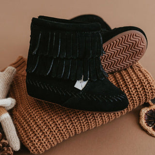 The Cozy Boot Baby & Toddler Boots Boot Little Love Bug Co. Color: Taupe Size: 2 (Weatherproof Soft Sole)