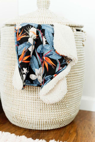 Muse Threads Grand Lovey Blankets with Sherpa Lining- Cool Tropics